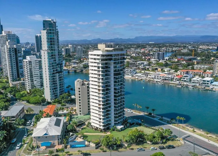 Spectrum Holiday Apartments Gold Coast